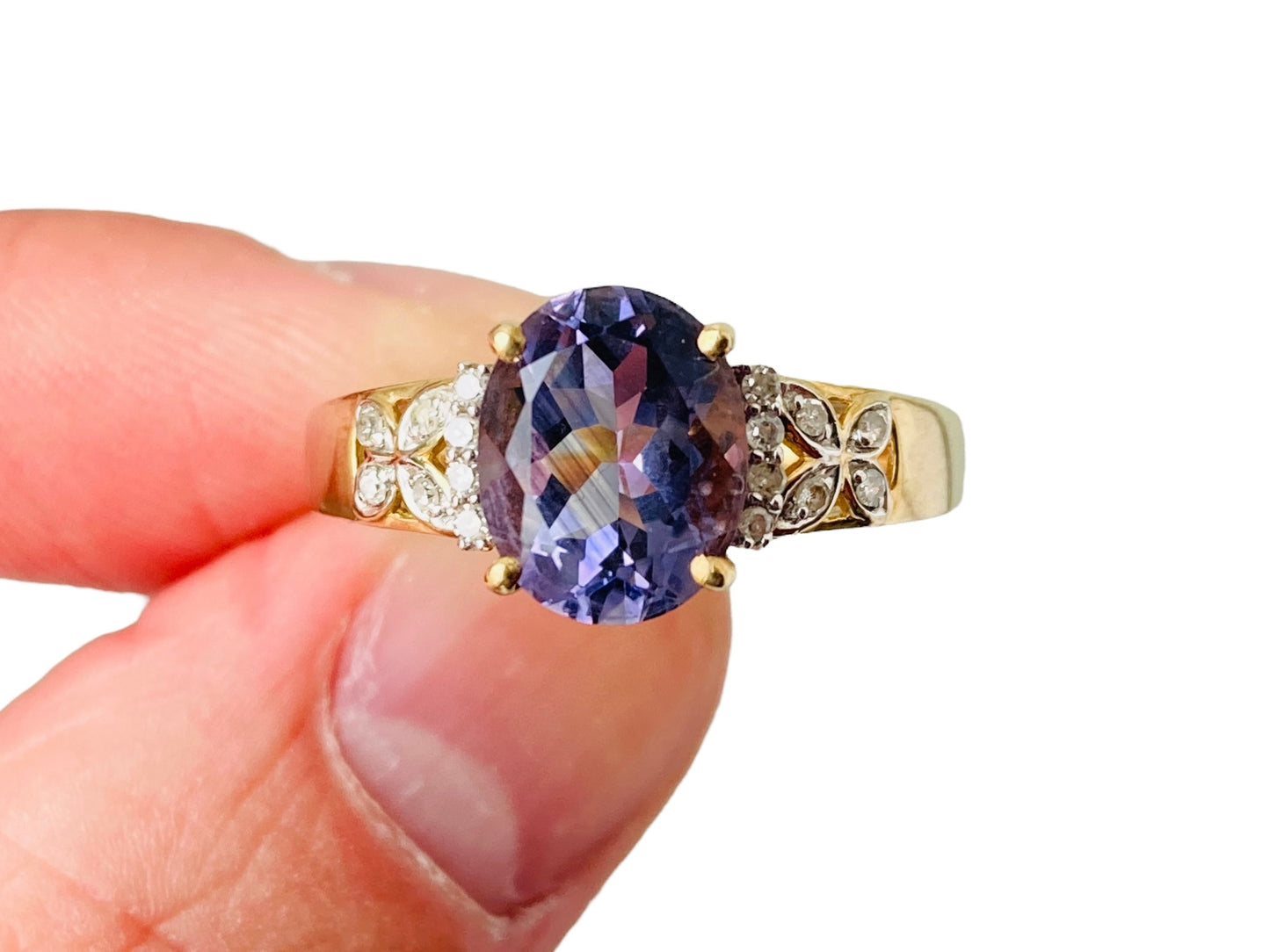 9ct Gold Iolite & Diamond Ring