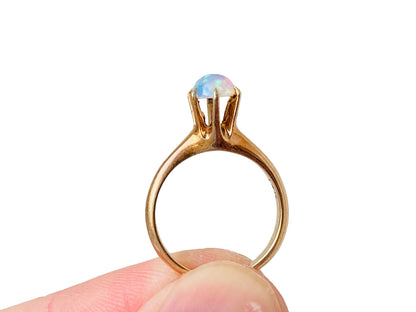 14ct Gold Opal Ring