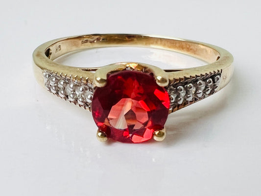 9ct Gold Tourmaline & Diamond Ring
