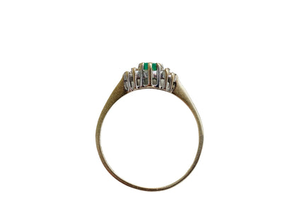 Vintage 9ct Gold Emerald & Diamond Ring