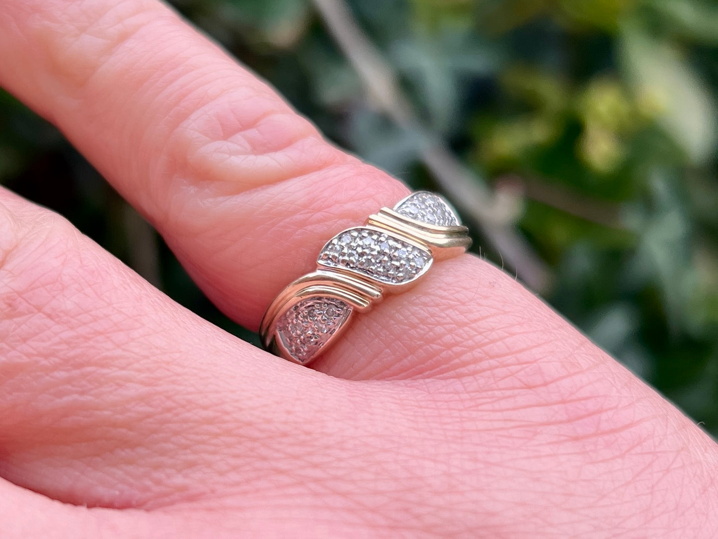 9ct Gold Diamond Band Ring
