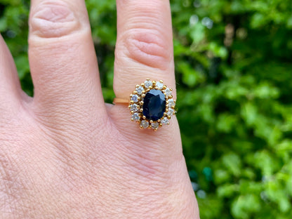 Vintage 18ct Gold Sapphire & Diamond Ring