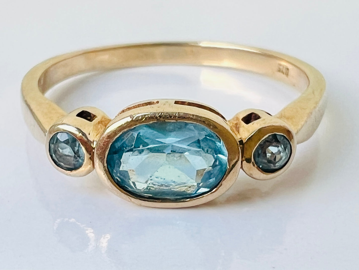 9ct Gold Topaz Ring