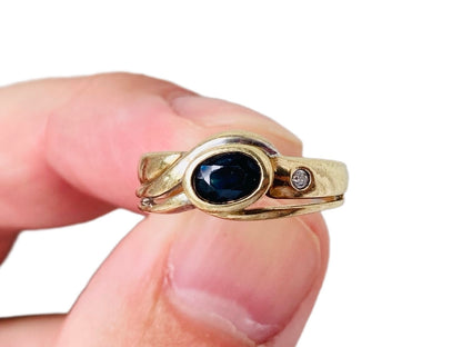 9ct Gold Sapphire & Diamond Ring