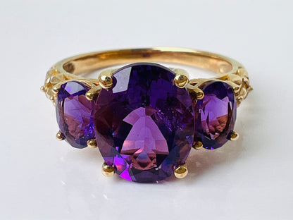 9ct Gold Amethyst & Diamond Ring
