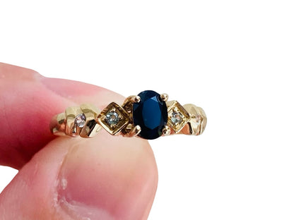 9ct Gold Sapphire Ring