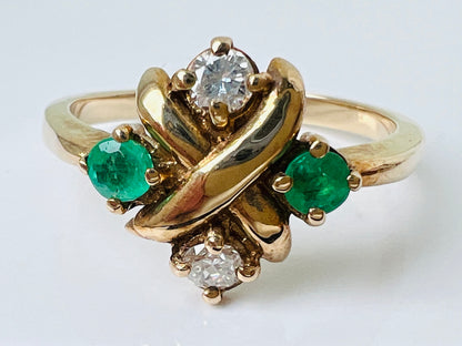 9ct Gold Emerald & Diamond Ring