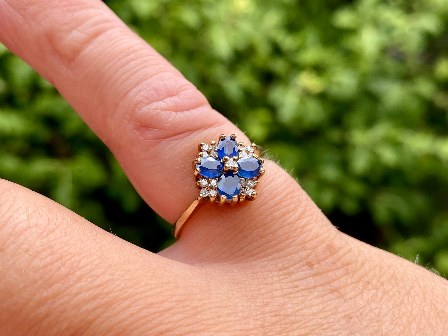 Vintage 9ct Gold Sapphire & Diamond Ring