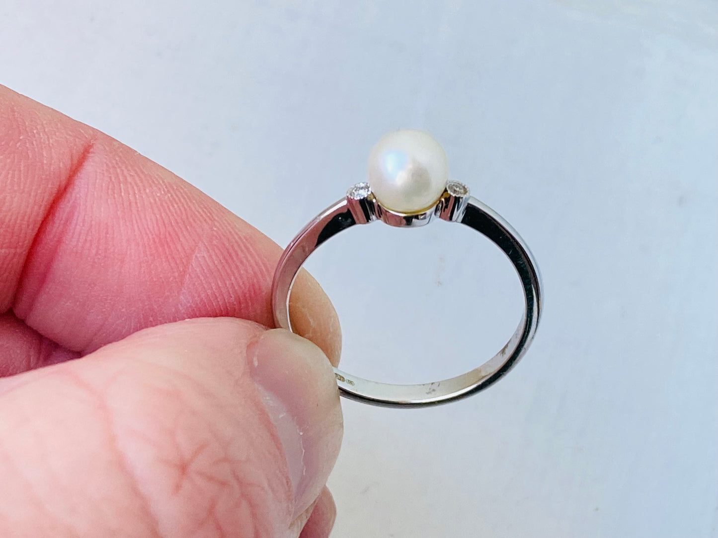 9ct Gold Pearl & Diamond Ring