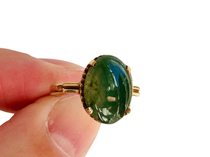 Vintage 10ct Gold Jade Ring