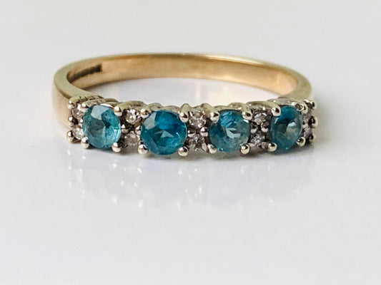 Vintage 9ct Gold Topaz & Diamond Ring