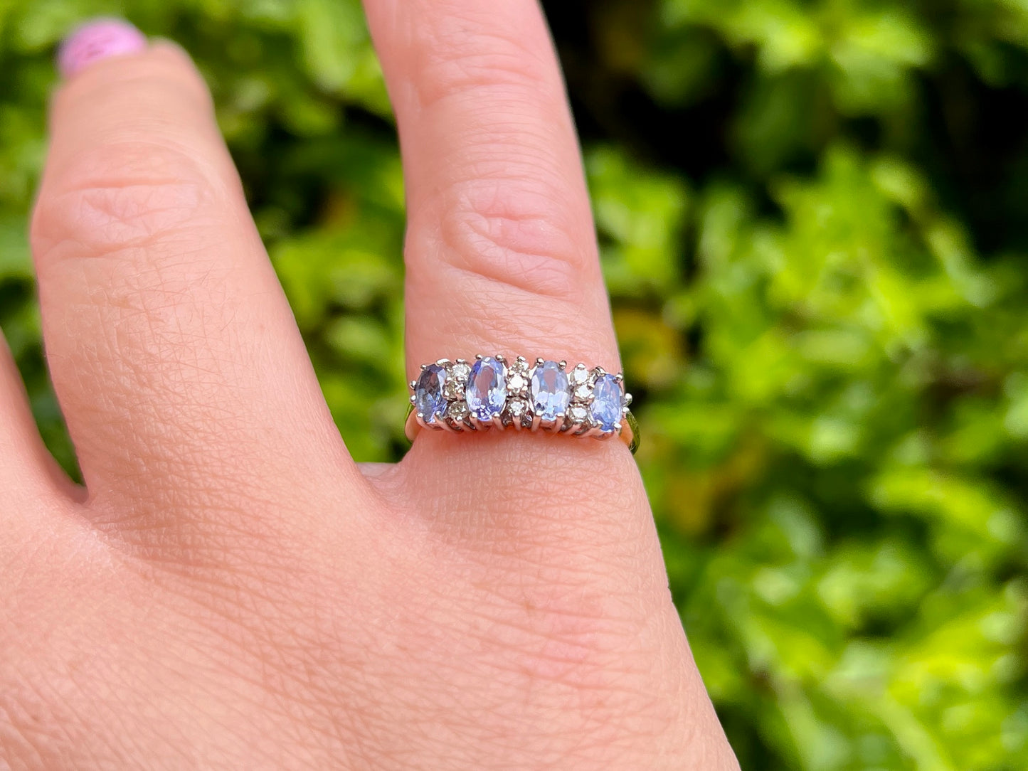 Vintage 18ct Gold Tanzanite & Diamond Ring