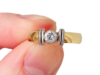 18ct Gold Diamond Solitaire Ring