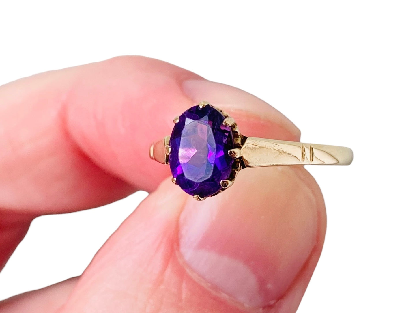 9ct Gold Amethyst Ring