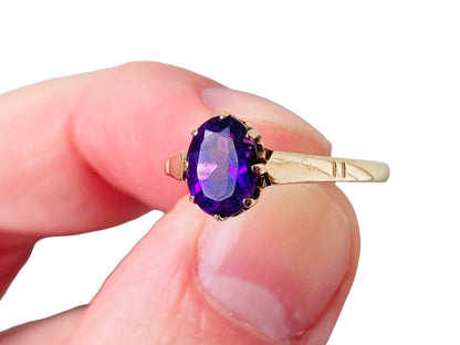 9ct Gold Amethyst Ring
