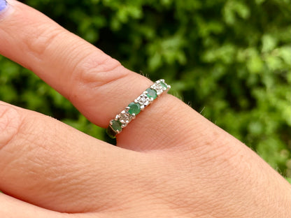9ct Gold Emerald & Diamond Ring
