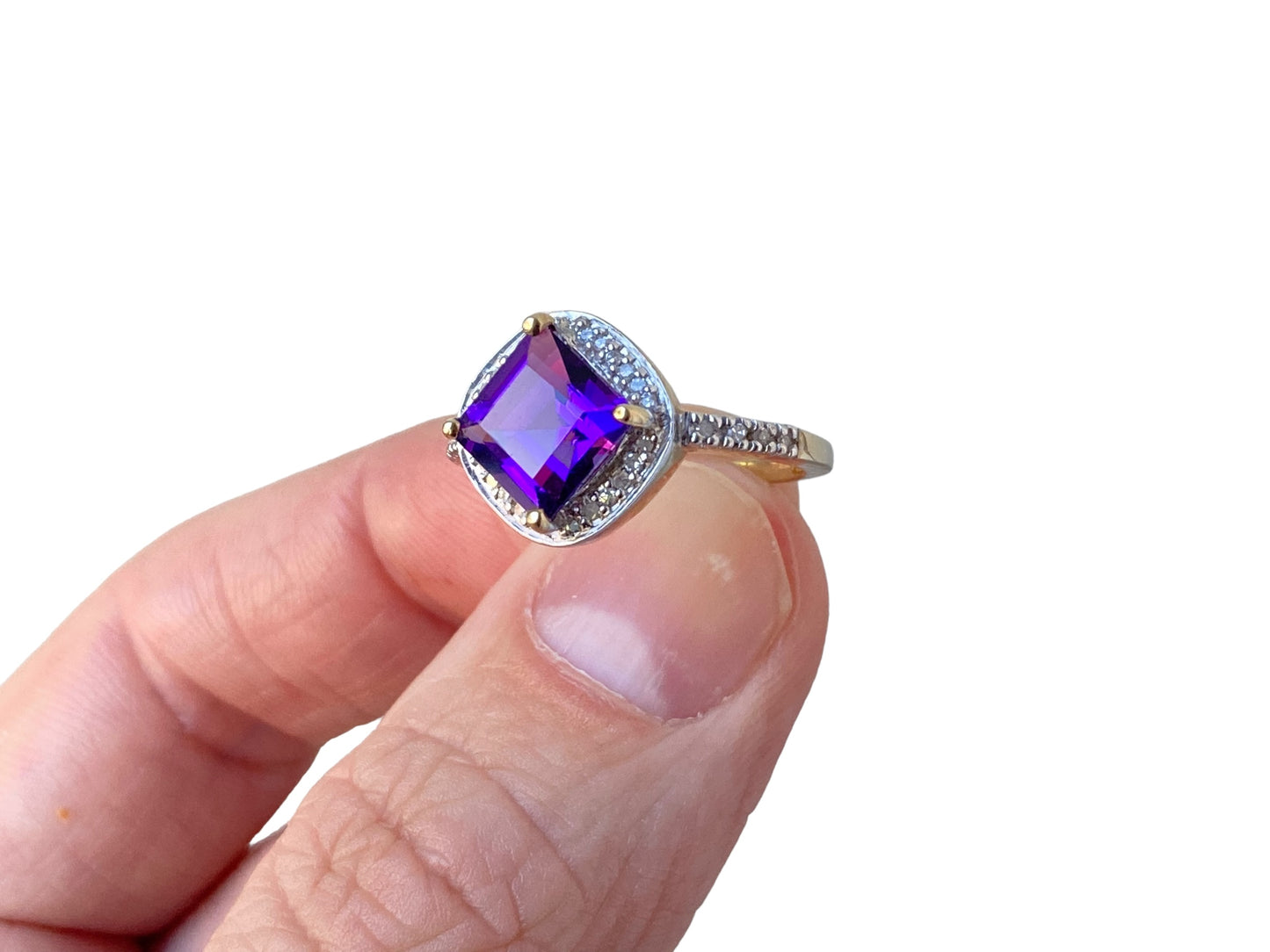 9ct Gold Amethyst & Diamond Ring