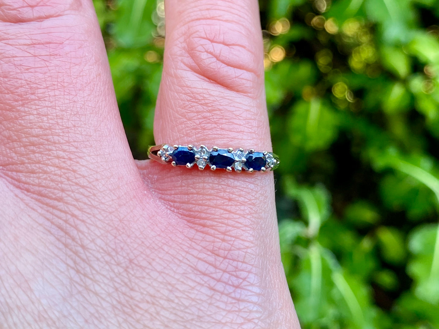 Vintage 9ct Gold Sapphire & Diamond Ring