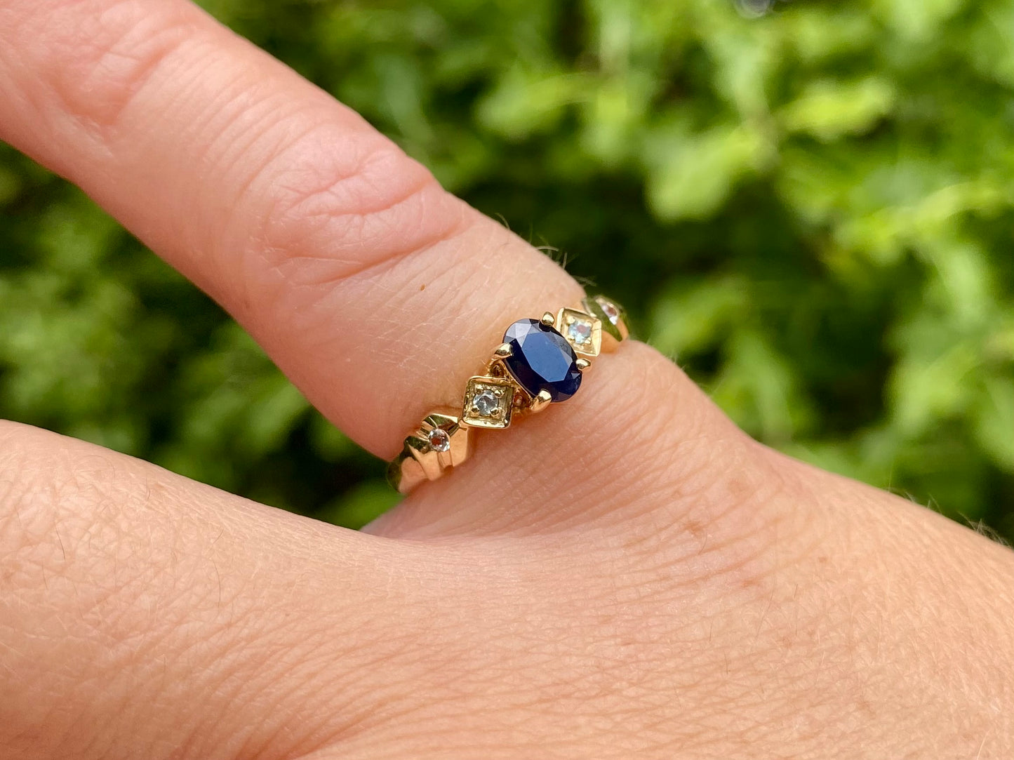 9ct Gold Sapphire Ring