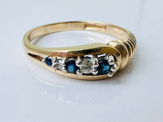 9ct Gold Sapphire & Diamond Ring