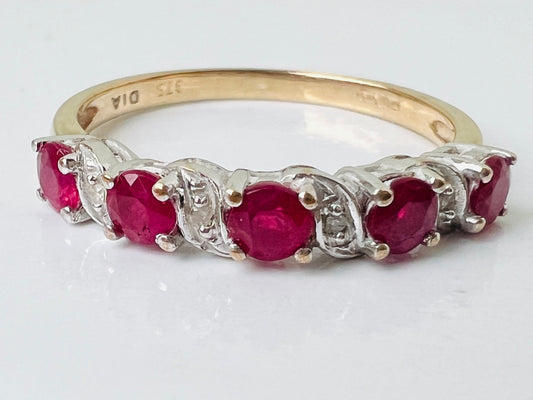 9ct Gold Ruby & Diamond Ring