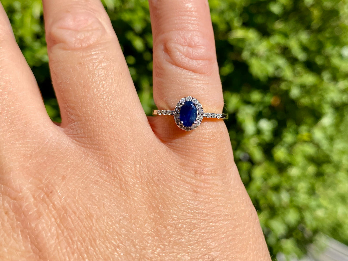 9ct Gold Sapphire & Diamond Ring