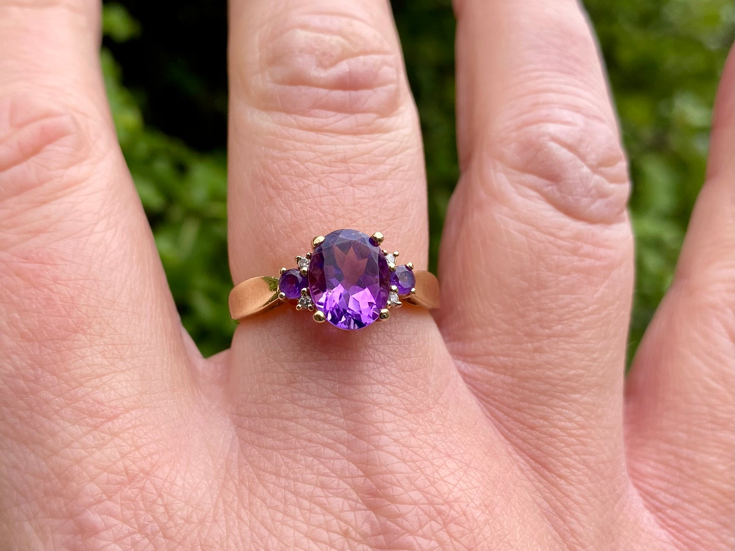 9ct Gold Amethyst & Diamond Ring