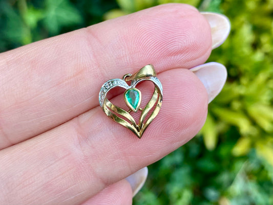 9ct Gold Emerald & Diamond Pendant