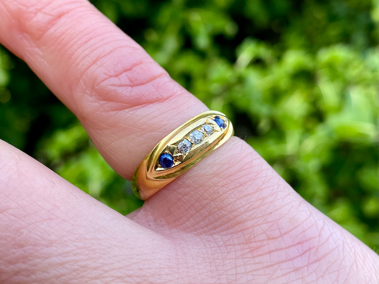 Antique Victorian 18ct Gold Sapphire & Diamond Ring