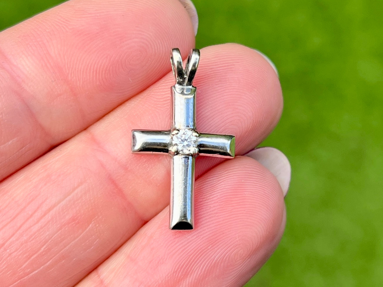 9ct Gold Diamond Cross Pendant