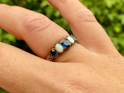 Vintage 9ct Gold Opal & Sapphire Ring