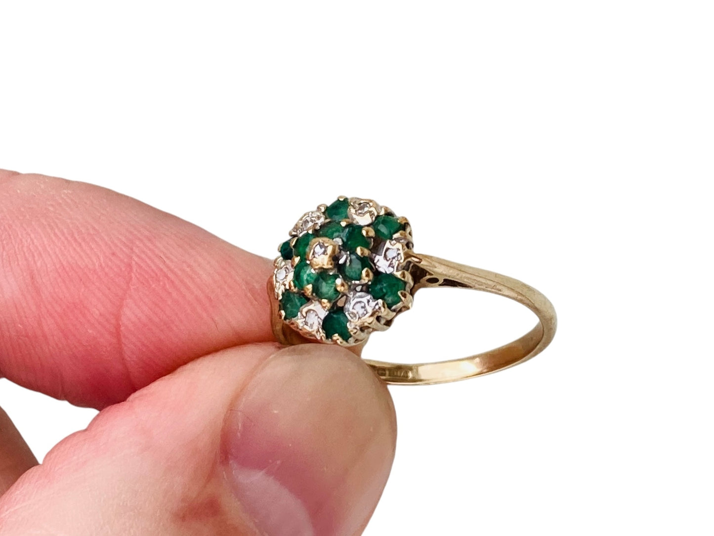 9ct Gold Emerald & Diamond Ring