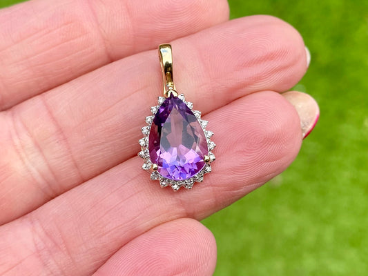 9ct Gold Amethyst & Diamond Pendant