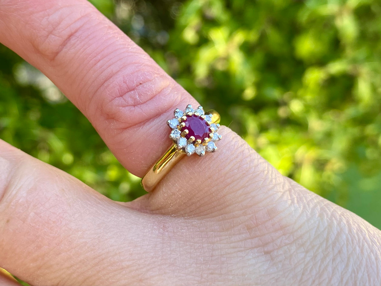 18ct Gold Ruby & Diamond Ring