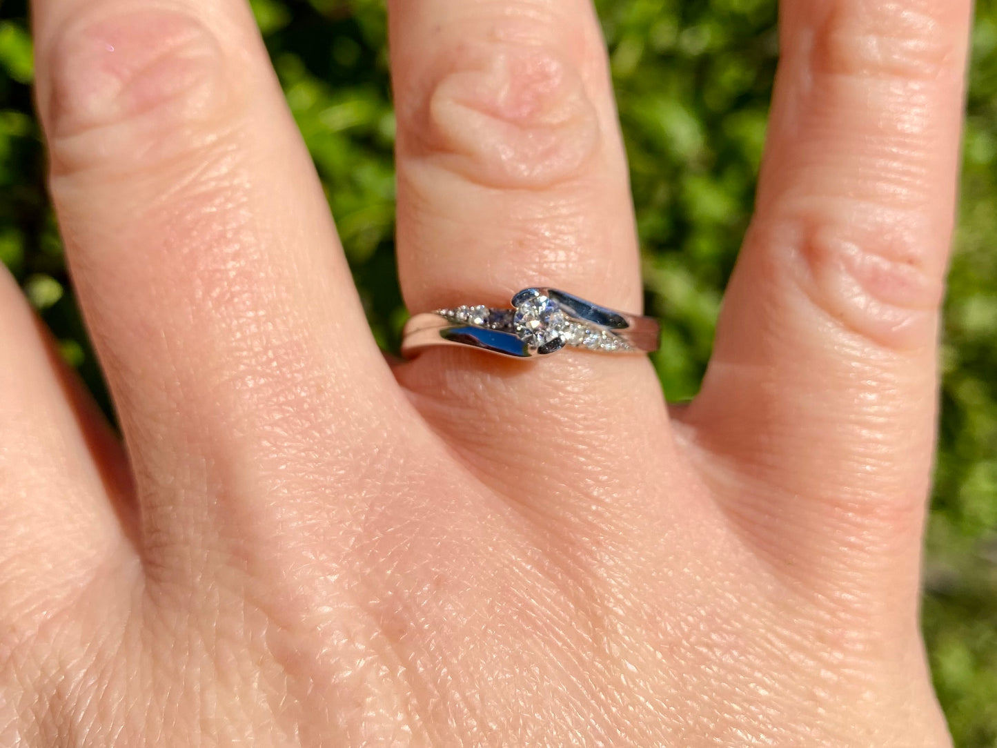 9ct Gold Diamond Ring