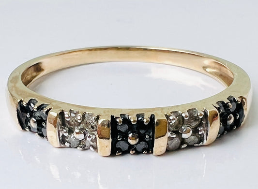 9ct Gold Black & White Diamond Ring