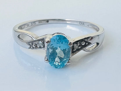 9ct Gold Topaz & Diamond Ring
