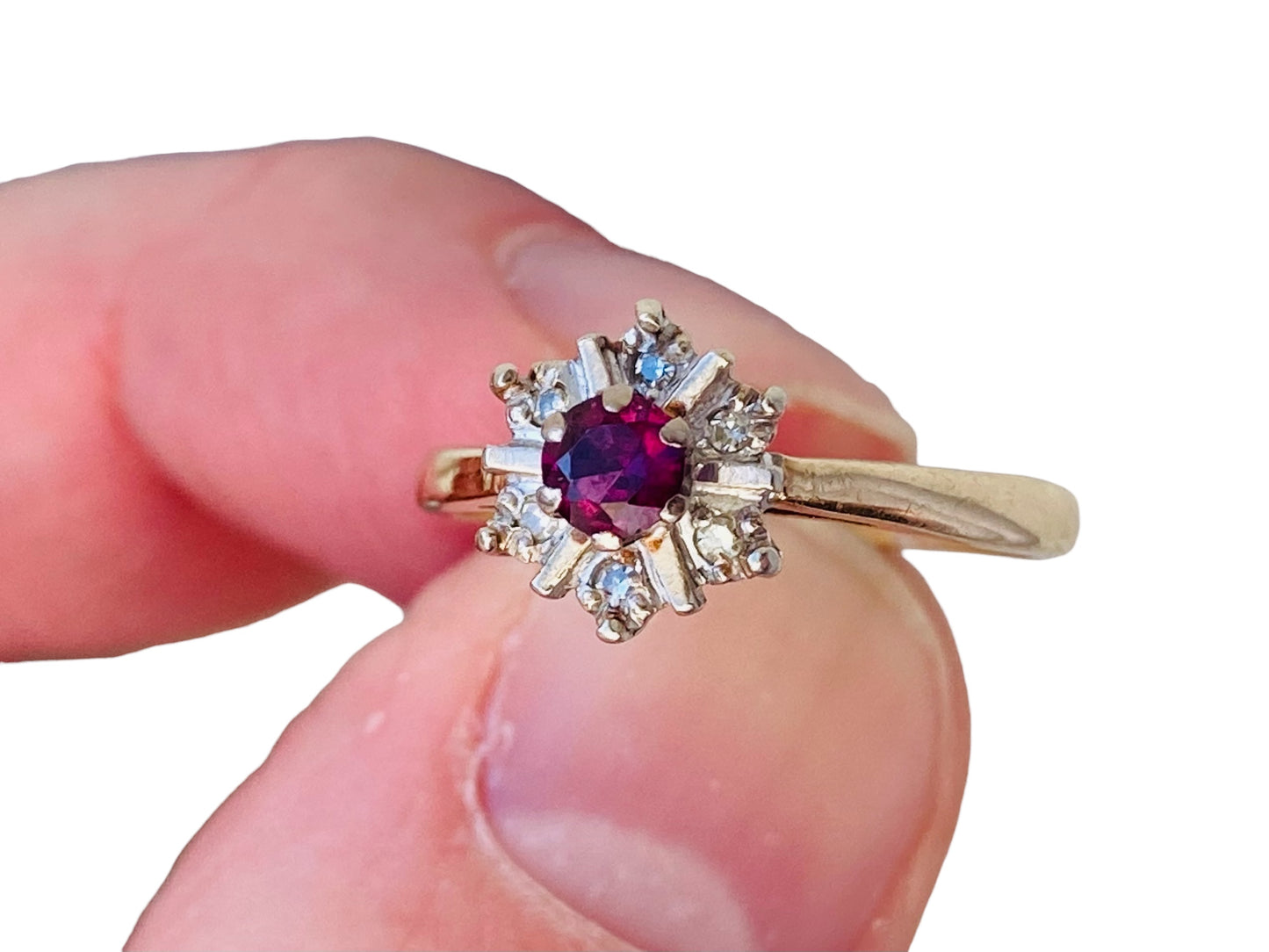 Vintage 9ct Gold Ruby & Diamond Ring