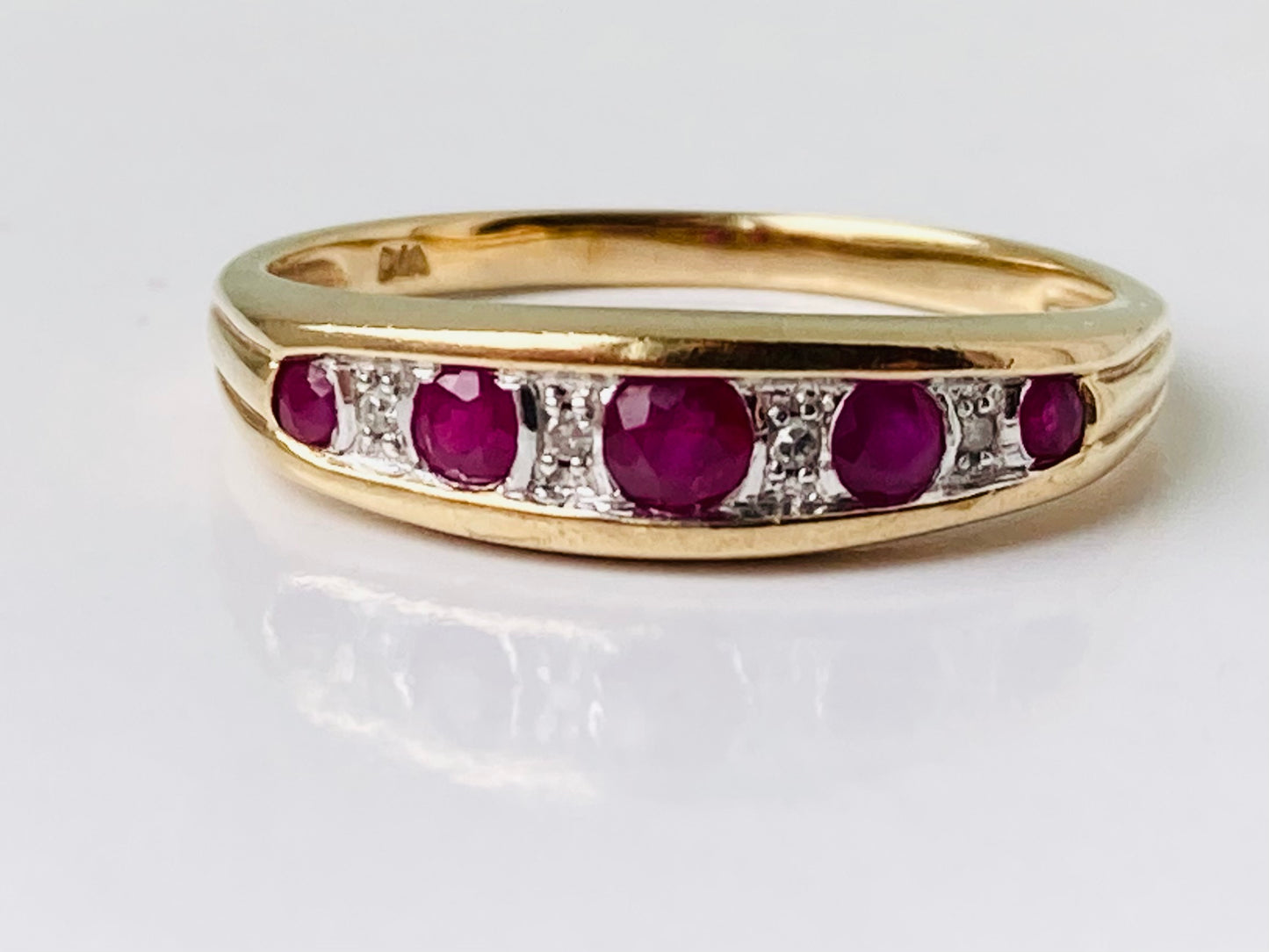 9ct Gold Ruby & Diamond Ring