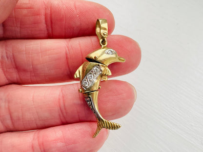 9ct Gold Dolphin Pendant