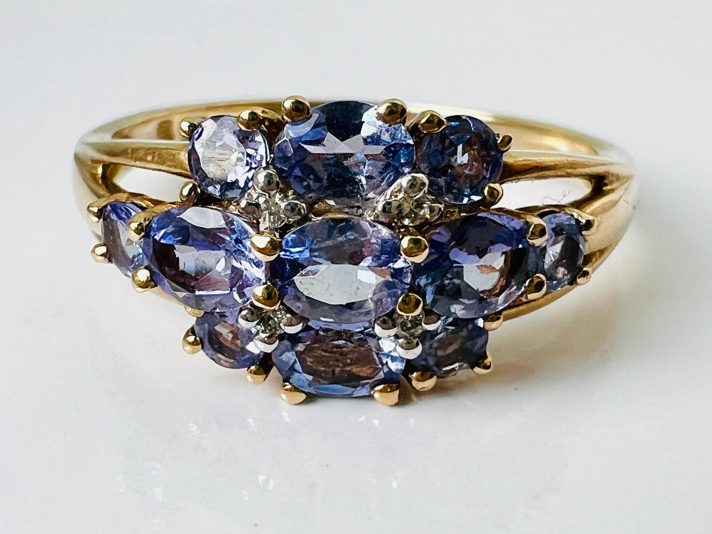 9ct Gold Tanzanite & Diamond Ring