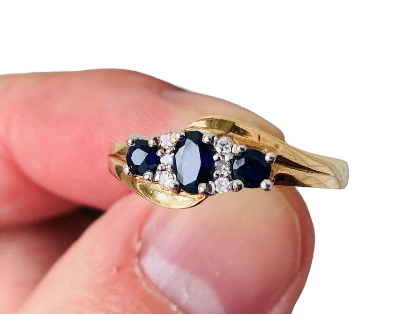 9ct Gold Sapphire & Diamond Ring