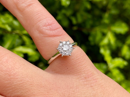 18ct Gold Diamond Ring