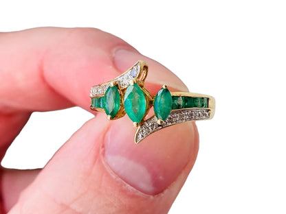10ct Gold Emerald & Diamond Ring