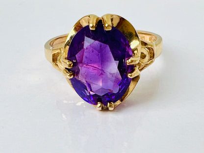 Vintage 9ct Gold Amethyst Ring