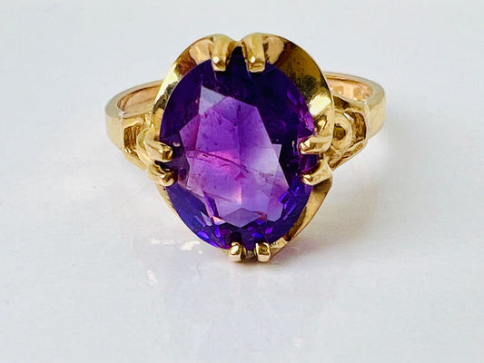 Vintage 9ct Gold Amethyst Ring