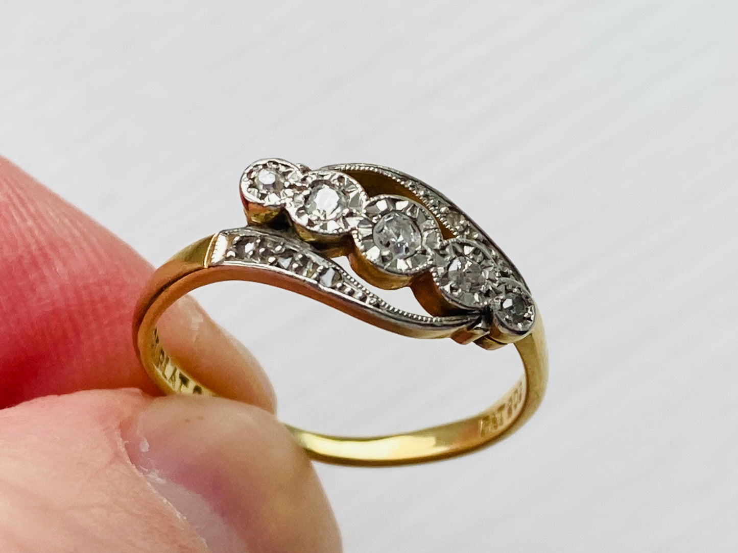 Antique 18ct Gold Diamond Ring