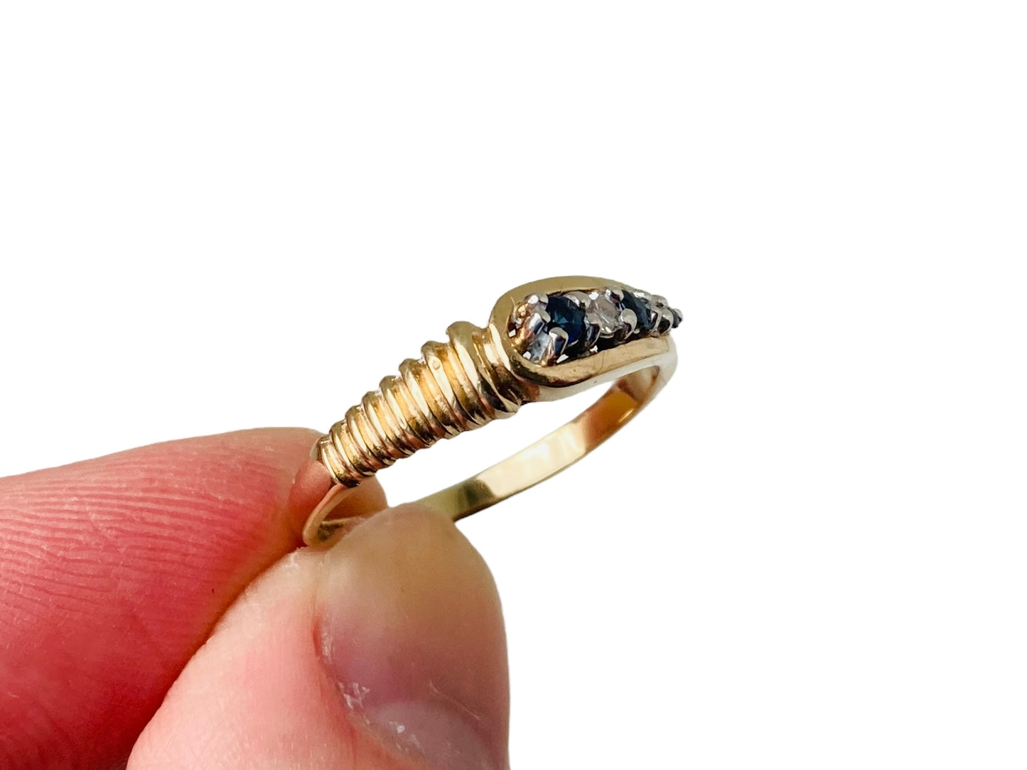9ct Gold Sapphire & Diamond Ring