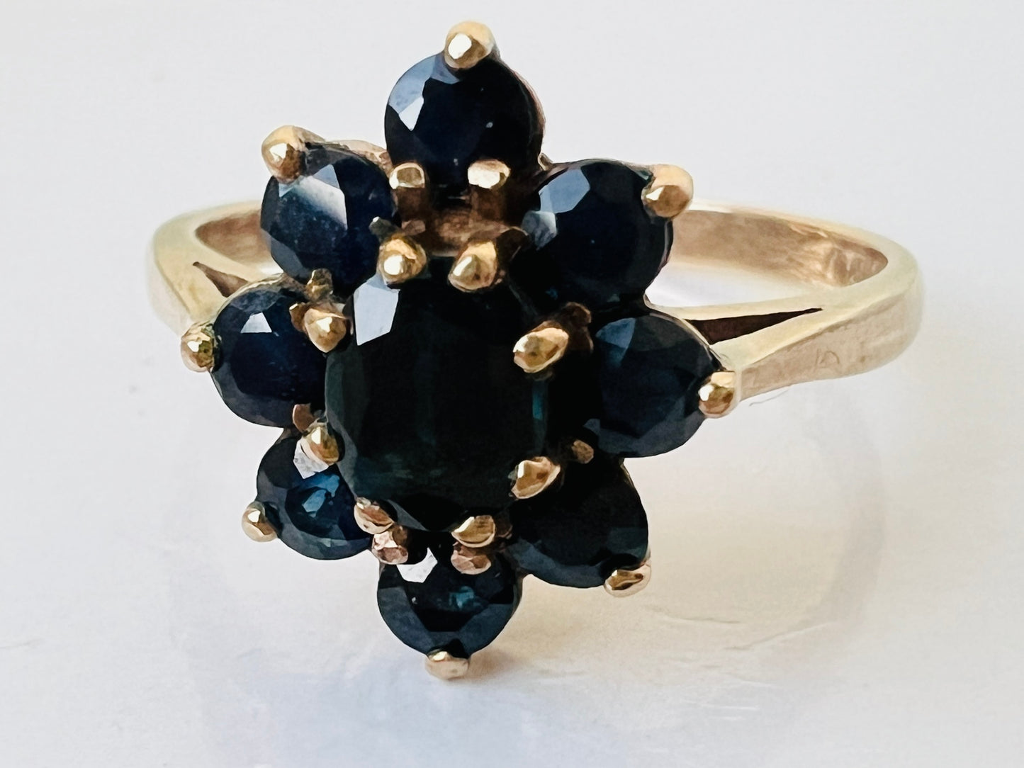 Vintage 9ct Gold Sapphire Ring