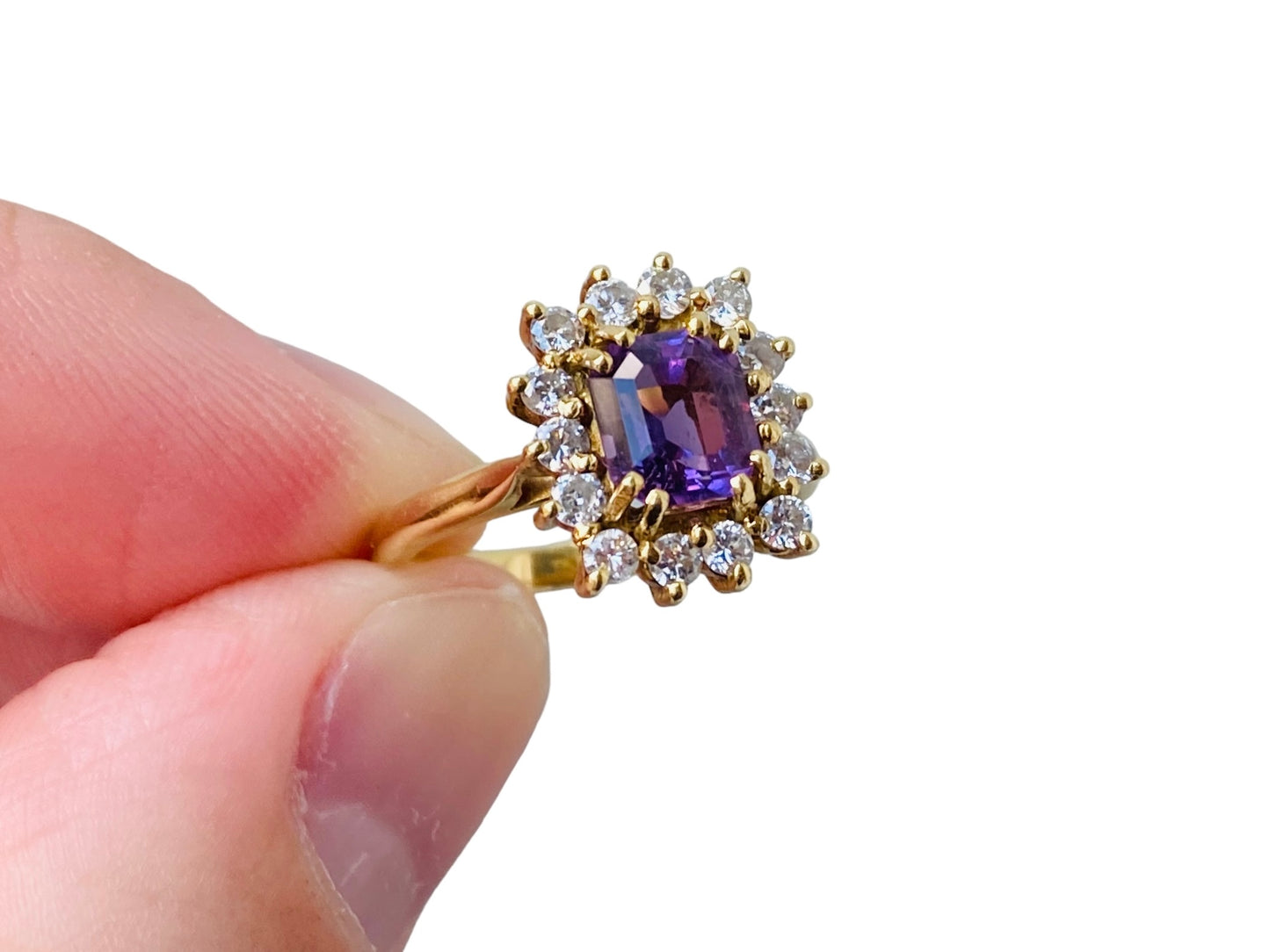 Vintage 18ct Gold Amethyst & Diamond Ring